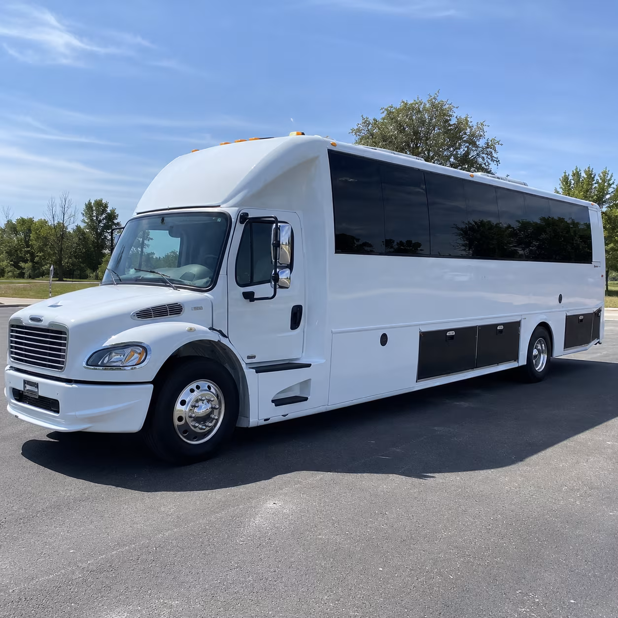 bloomfield 40 passenger party bus