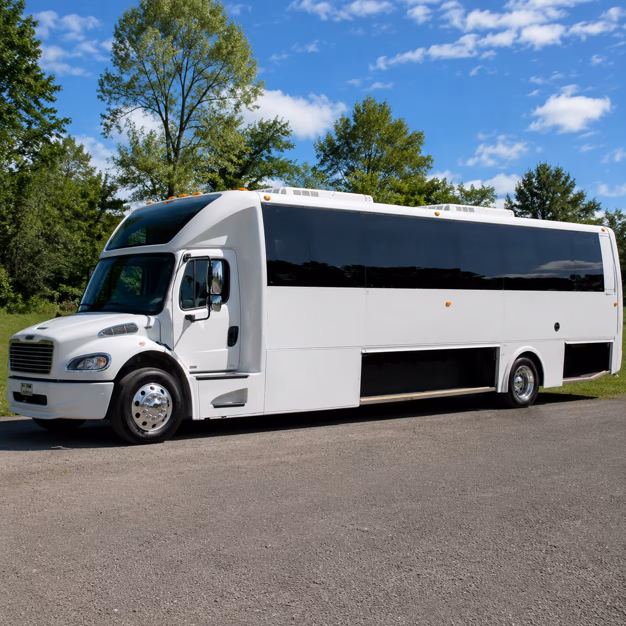 pine knob music theatre clarkston party bus rental