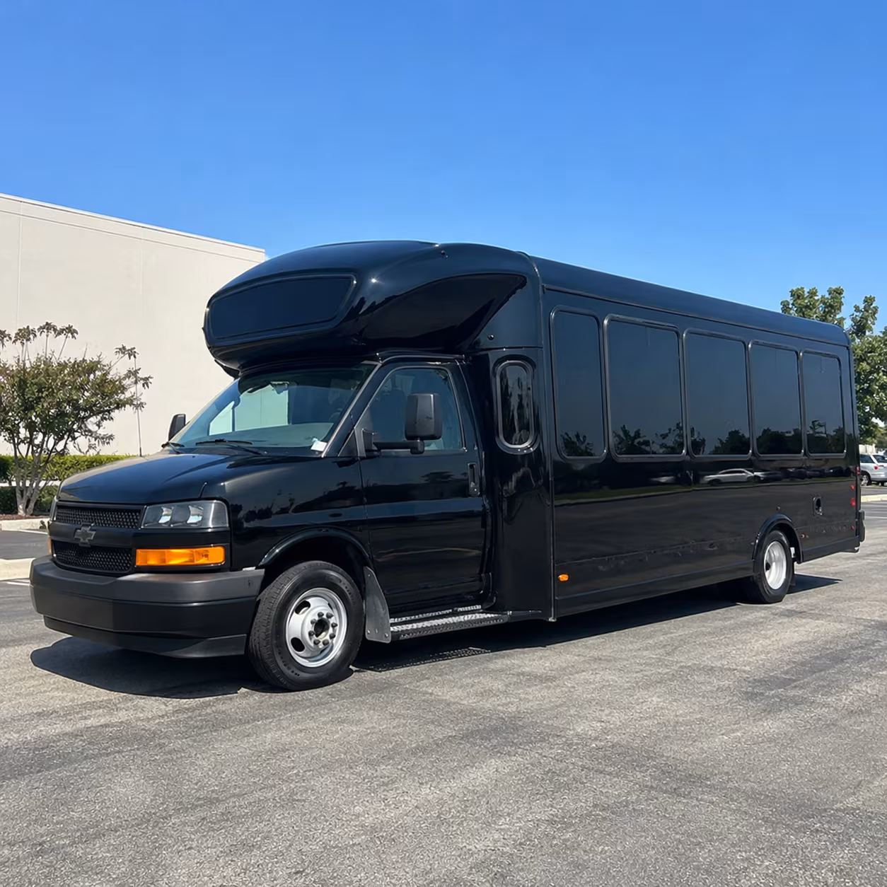 with commercecharterbuscompany com booking a concert party bus in commerce has never been this easy