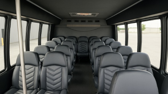 commerce 20 passenger minibus rental
